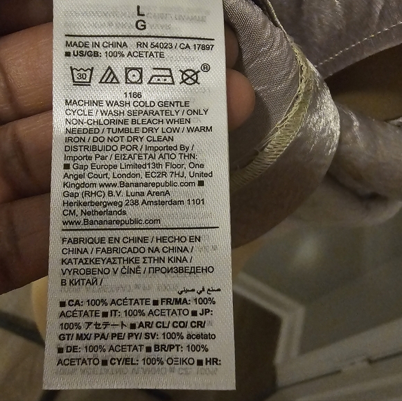 Banana Republic (BR) NWT Sleek Goldish Sleeveless Top Sz L - Picture 6 of 6